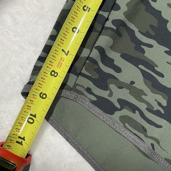 Kenneth Cole Men's Sz M Active Tech Shorts Camo Lightweight Water Repellant NWT - Picture 10 of 10